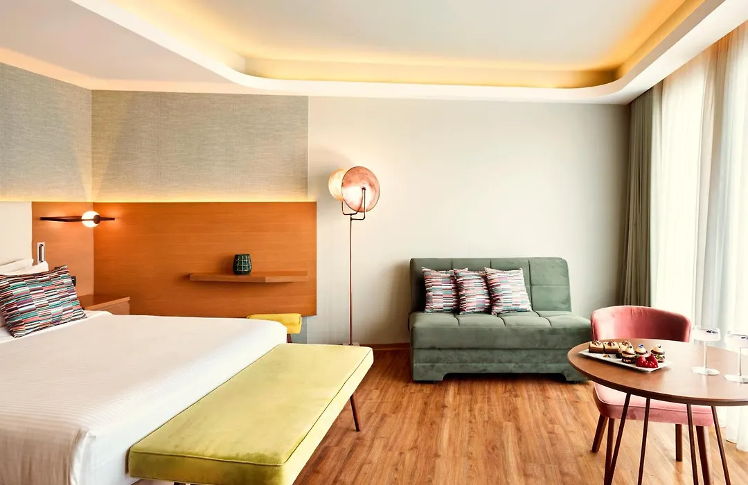 Zeus Essence Wyndham Athens Residence-1
