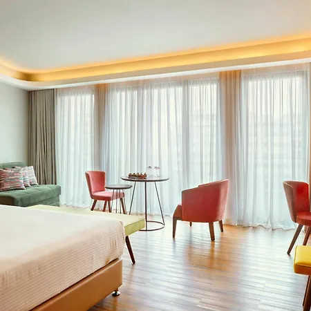Zeus Essence Wyndham Athens Residence-2